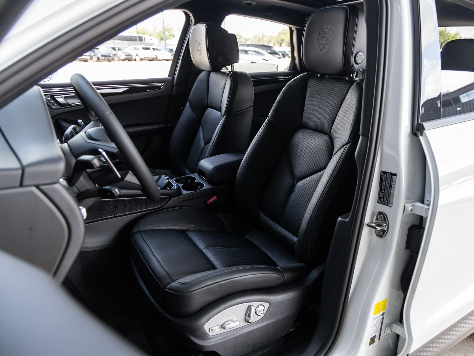 2025 Porsche Macan Macan