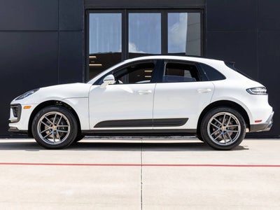 2025 Porsche Macan Macan
