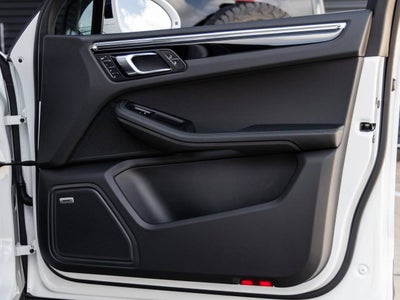 2025 Porsche Macan Macan