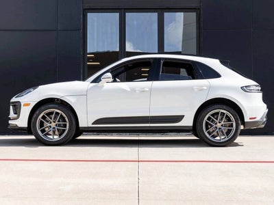 2025 Porsche Macan Macan