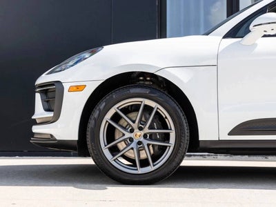2025 Porsche Macan Macan