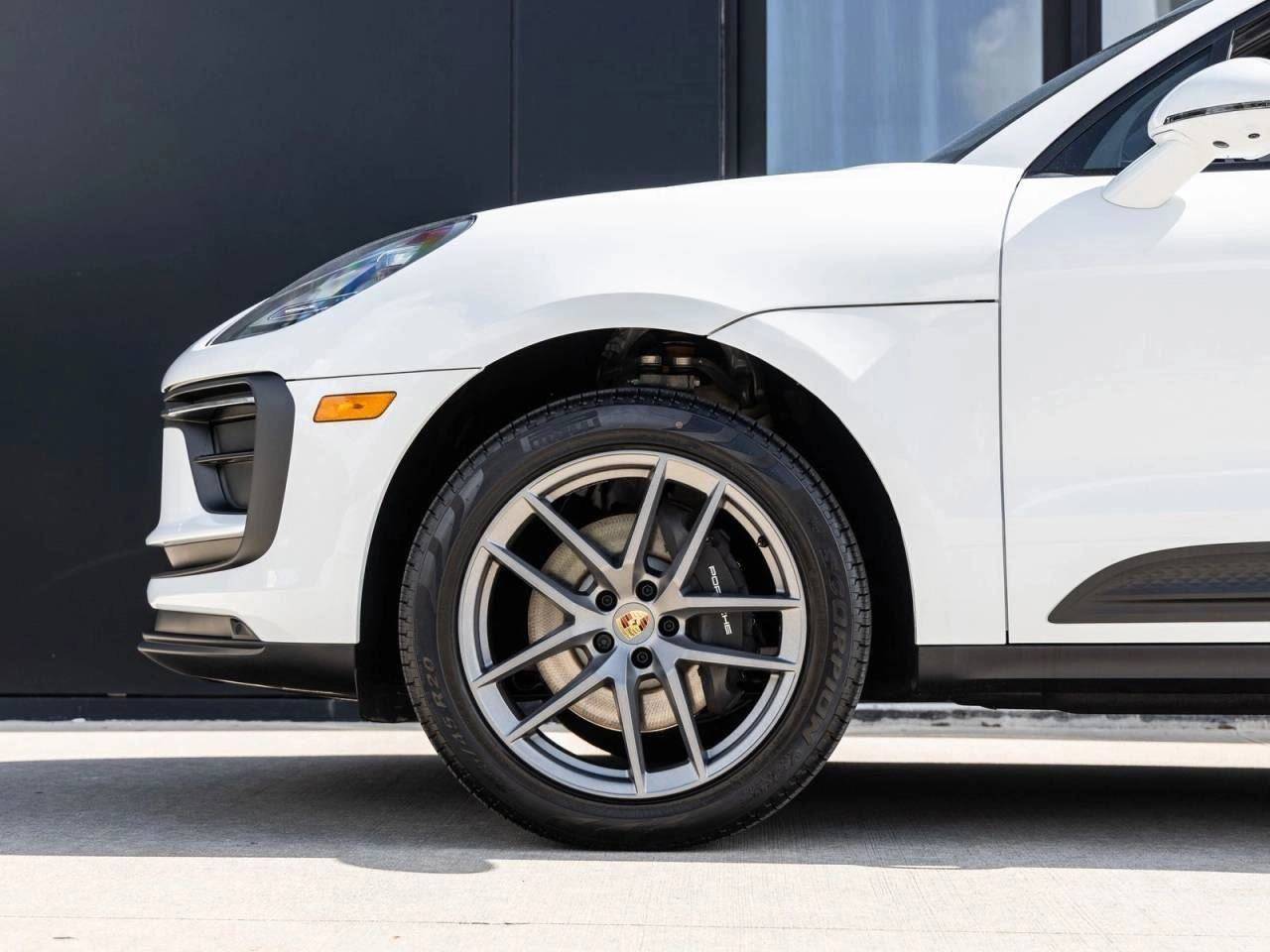 2025 Porsche Macan Macan