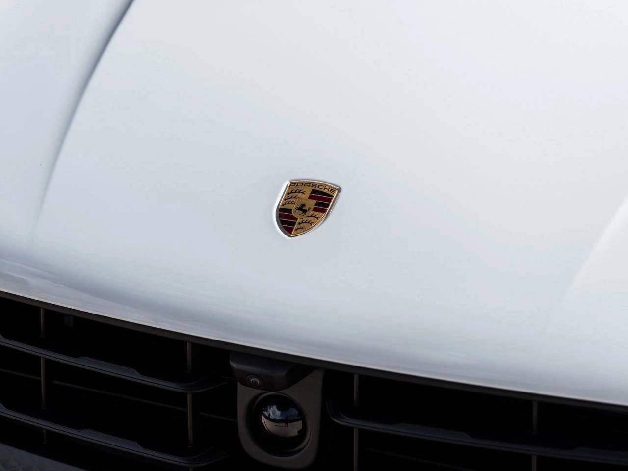 2025 Porsche Macan Macan