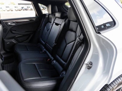 2025 Porsche Macan Macan