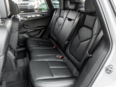 2025 Porsche Macan AWD