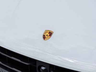 2026 Porsche Macan AWD