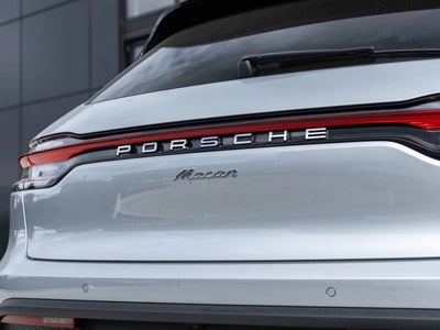 2026 Porsche Macan Macan