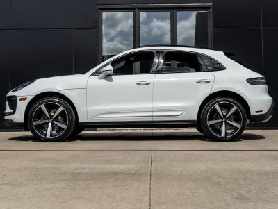 2026 Porsche Macan Macan