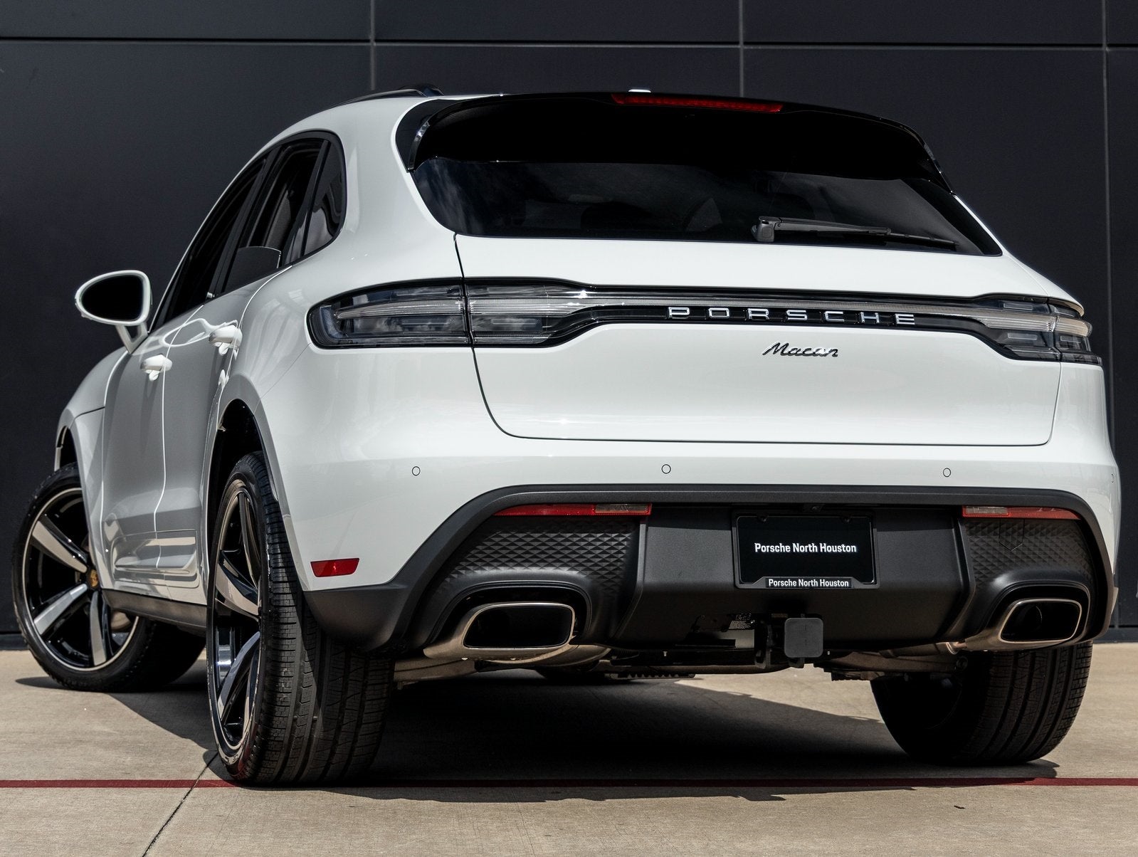 2026 Porsche Macan Macan
