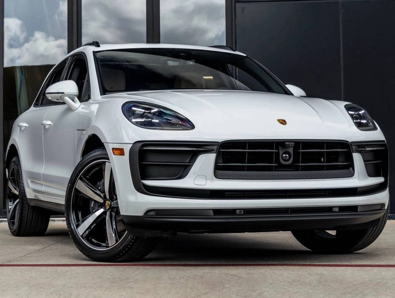 2026 Porsche Macan Macan
