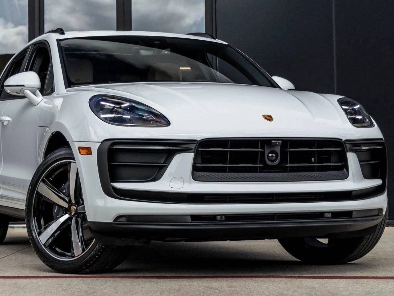 2026 Porsche Macan Macan