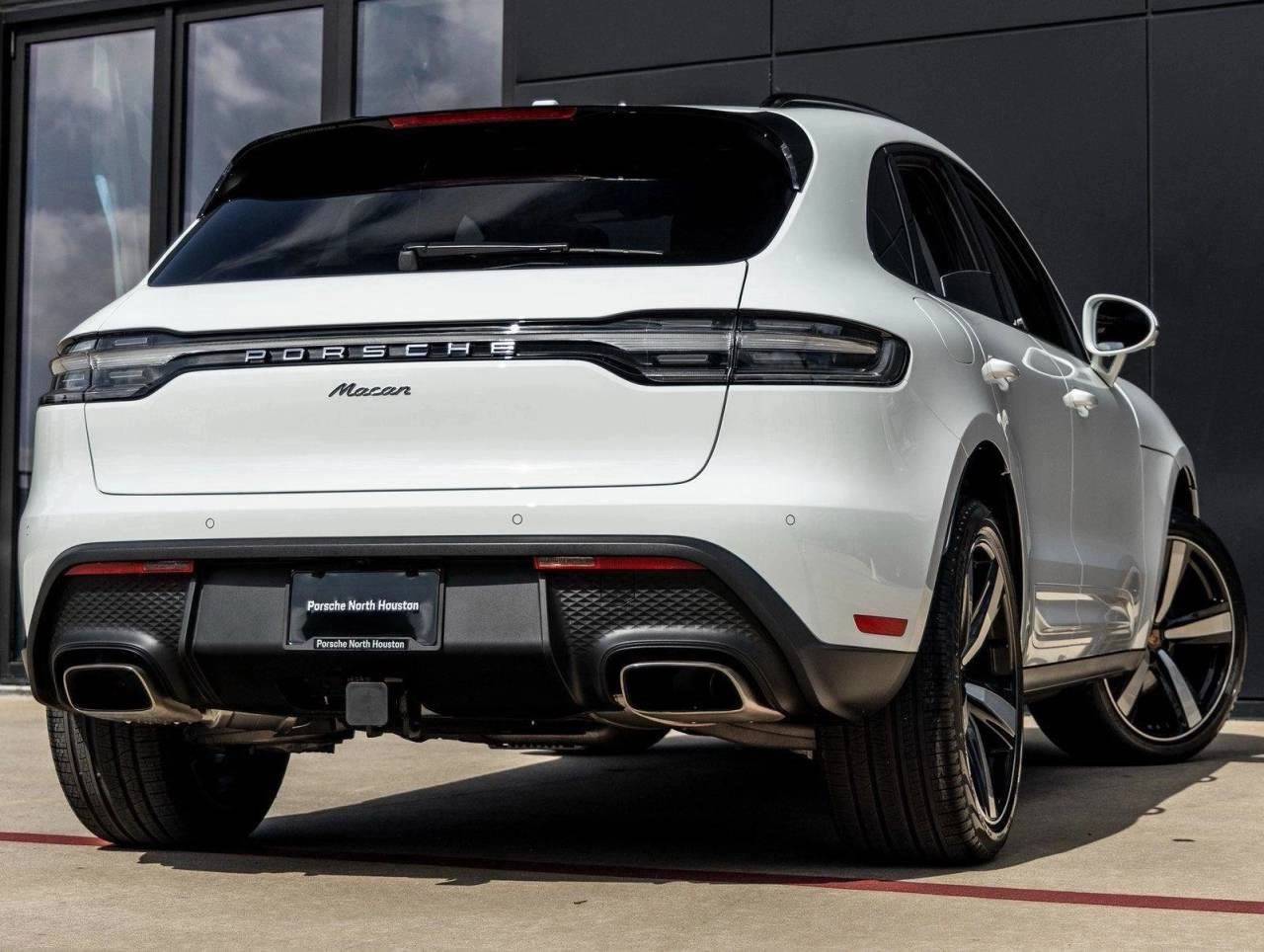 2026 Porsche Macan Macan