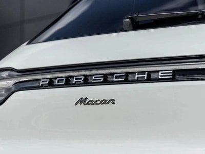 2026 Porsche Macan Macan