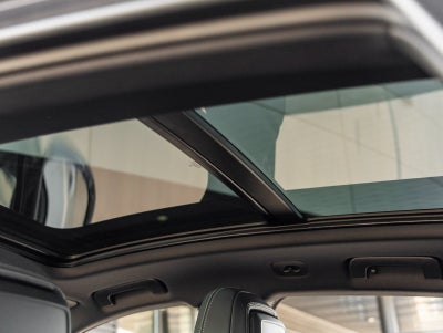 2026 Porsche Macan Macan T