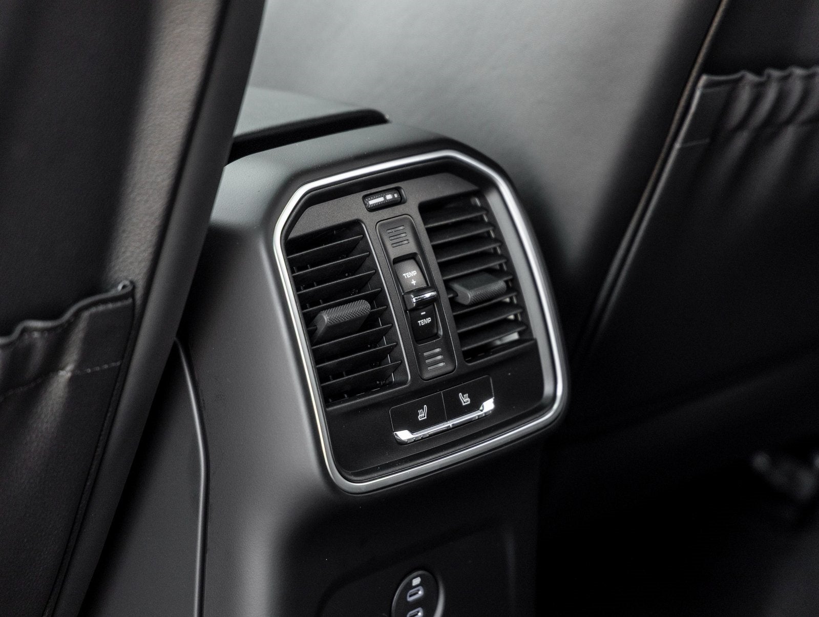 2026 Porsche Macan Macan T