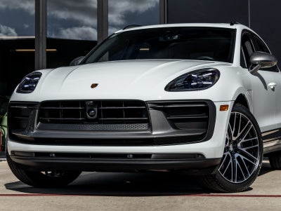 2026 Porsche Macan Macan T