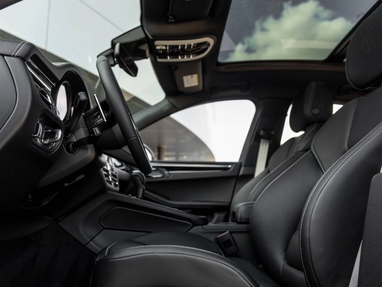 2026 Porsche Macan Macan T