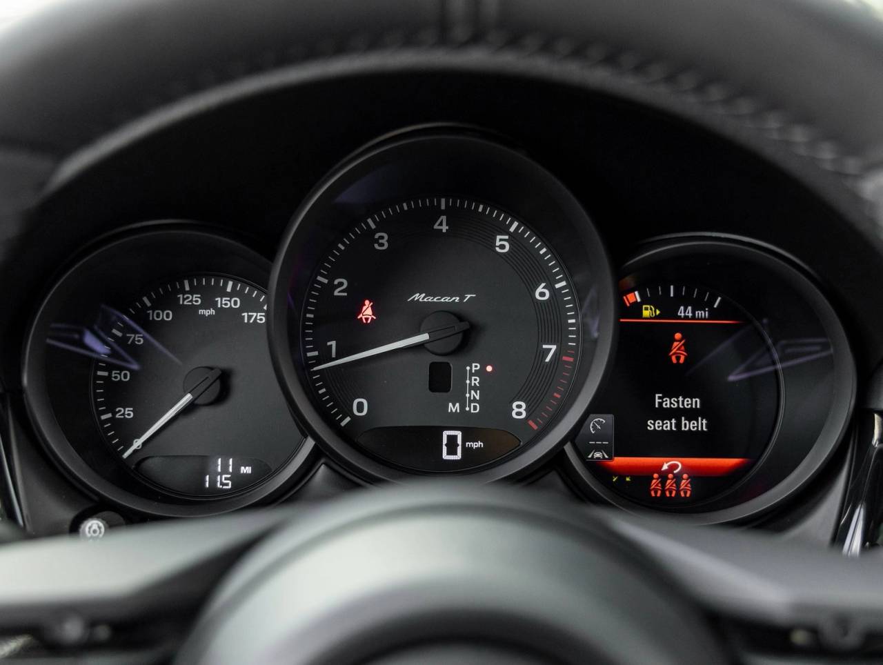 2026 Porsche Macan Macan T