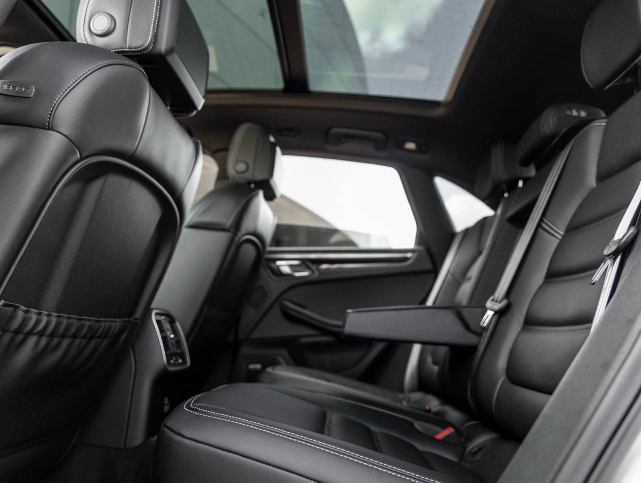 2026 Porsche Macan Macan T