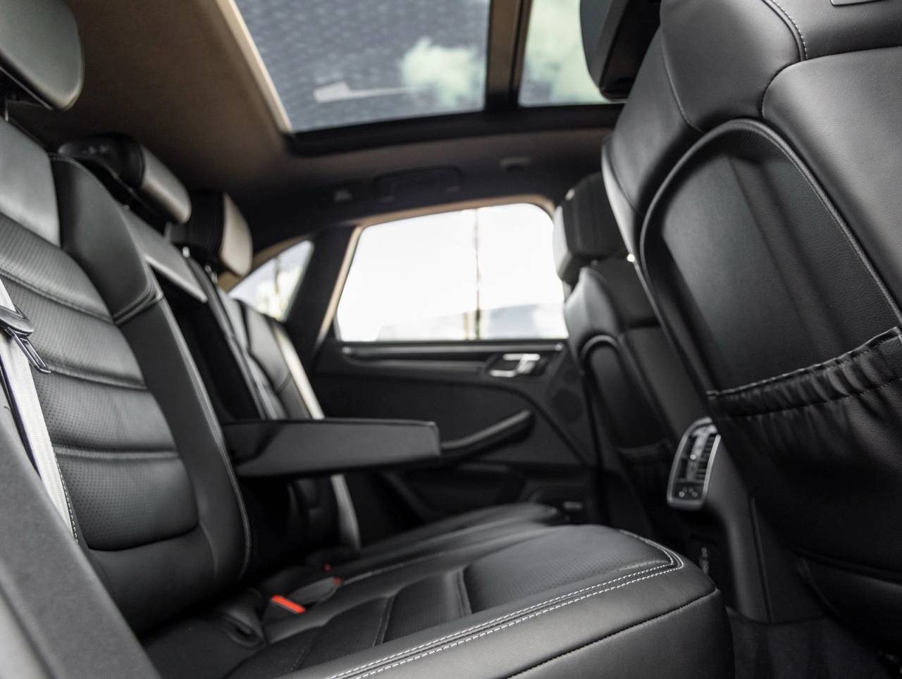 2026 Porsche Macan Macan T