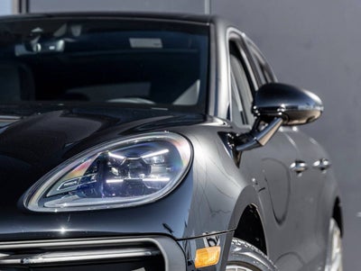 2026 Porsche Macan Macan