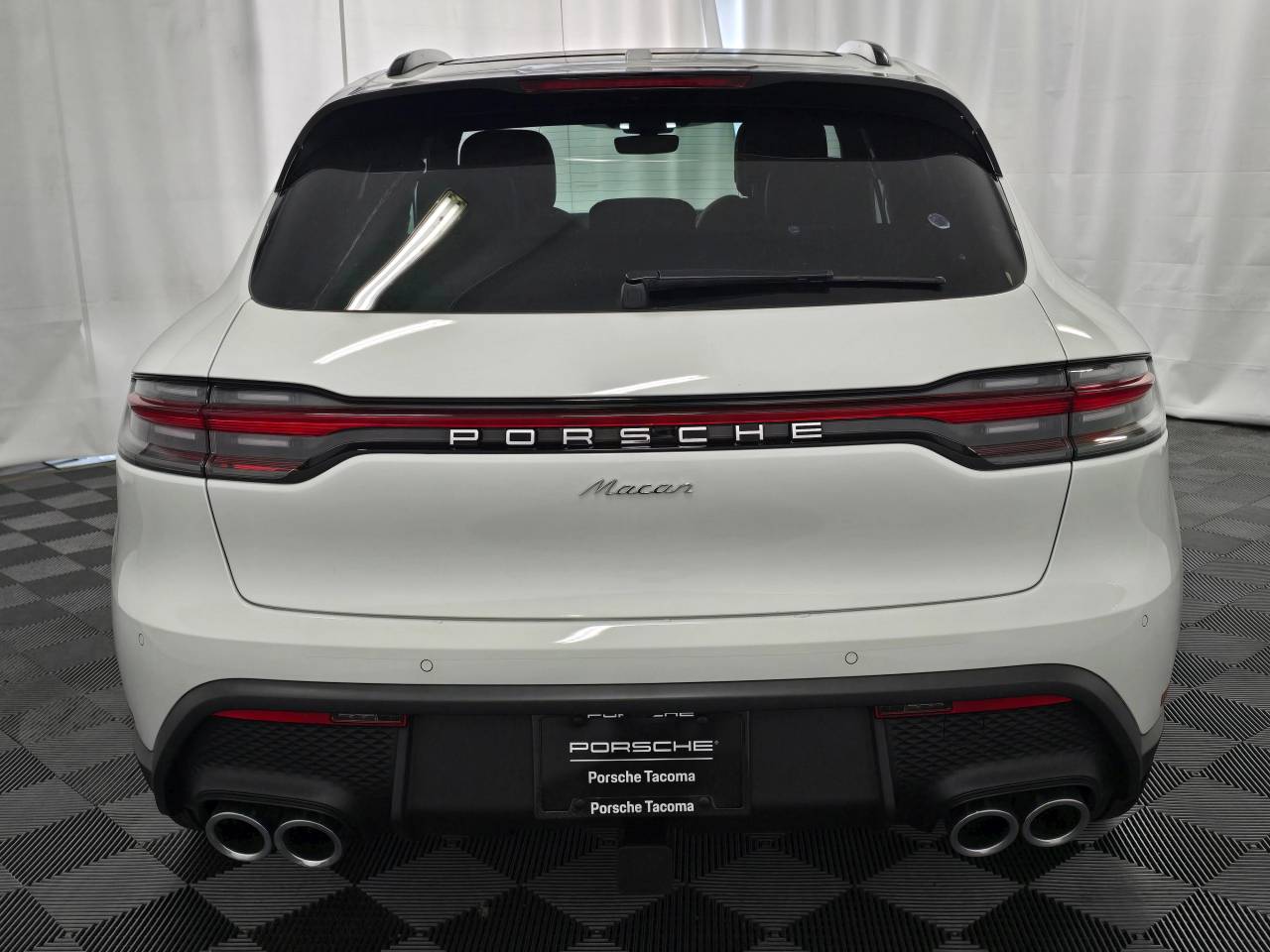 2026 Porsche Macan AWD