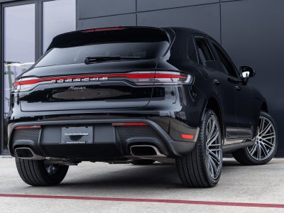 2026 Porsche Macan Macan