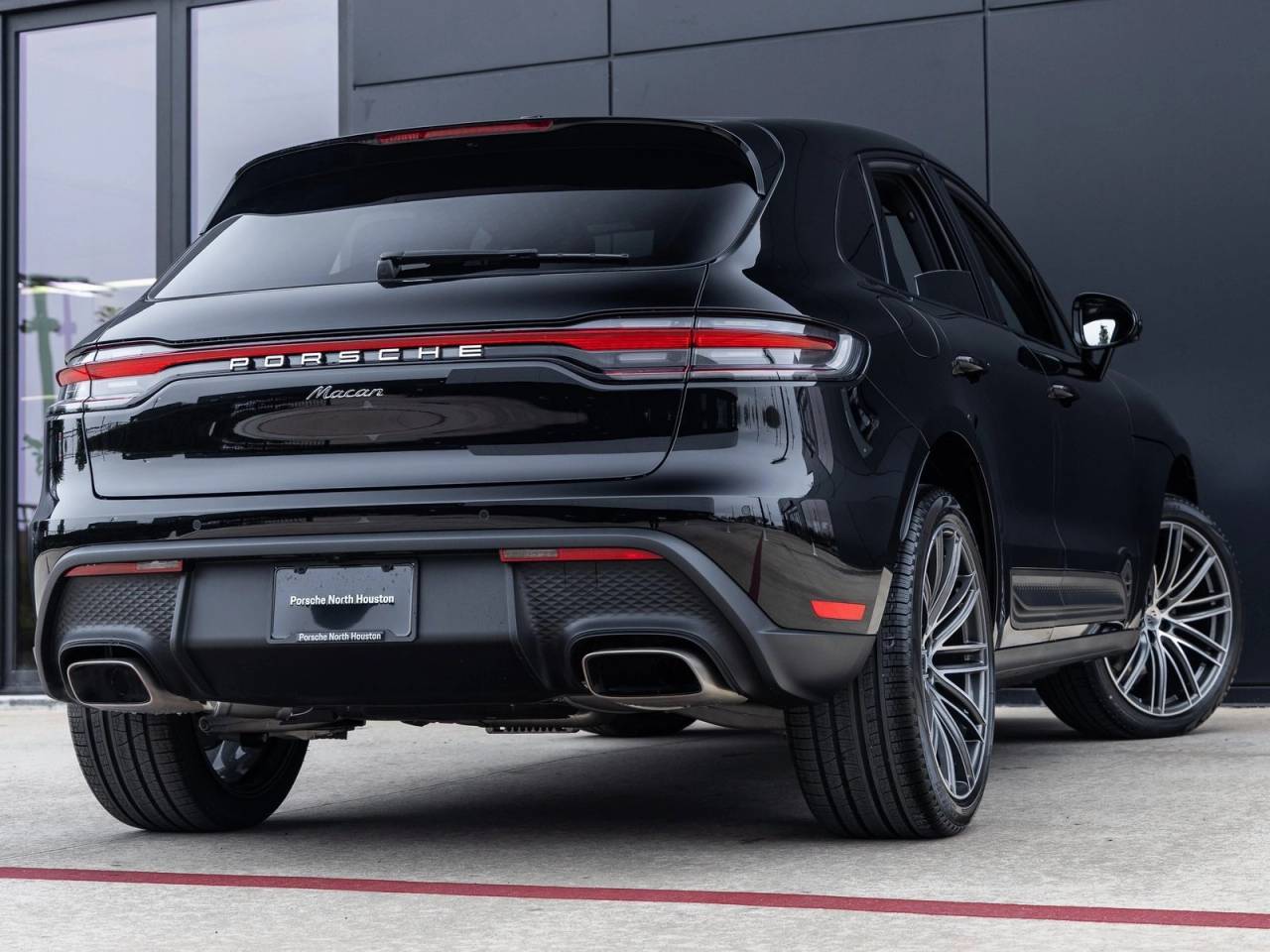 2026 Porsche Macan Macan