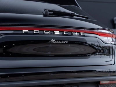 2026 Porsche Macan Macan