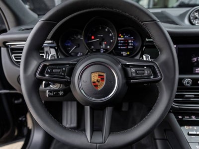 2026 Porsche Macan Macan