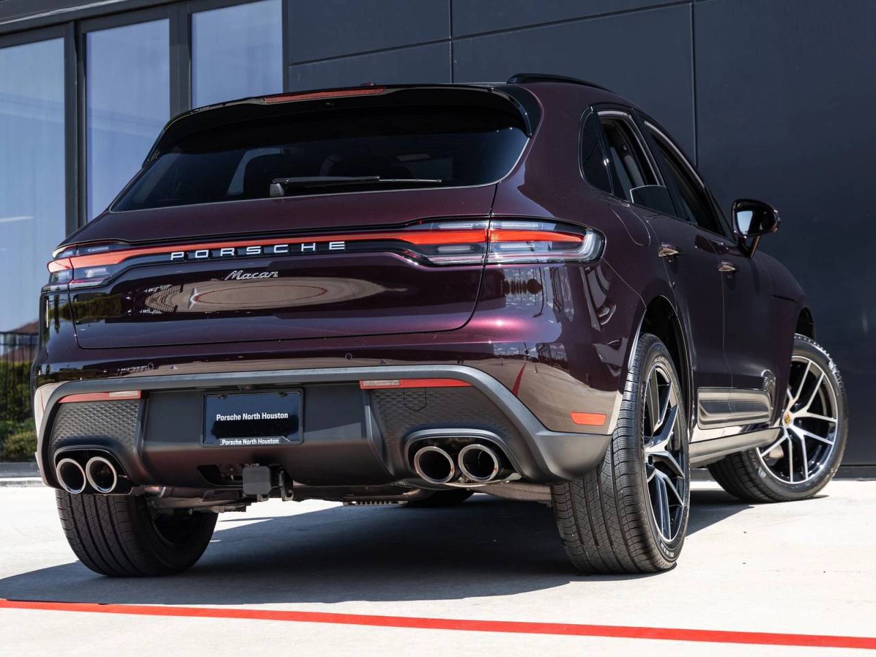 2026 Porsche Macan AWD