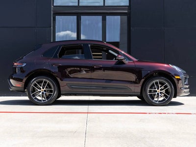 2026 Porsche Macan AWD