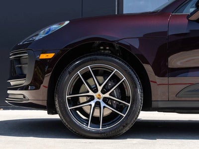 2026 Porsche Macan AWD
