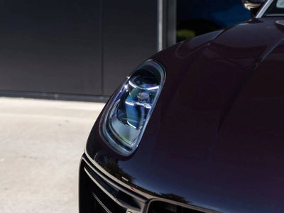 2026 Porsche Macan AWD