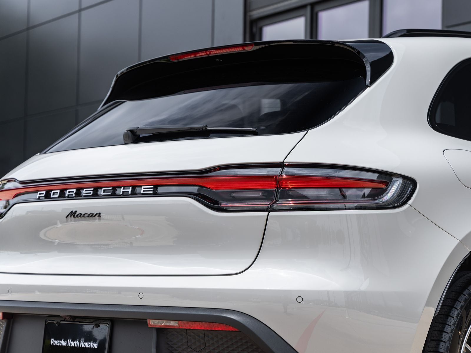 2026 Porsche Macan AWD