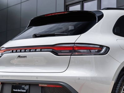 2026 Porsche Macan AWD