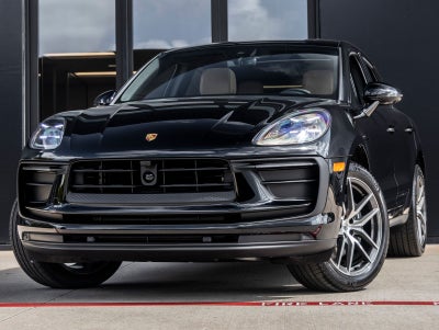 2026 Porsche Macan Macan