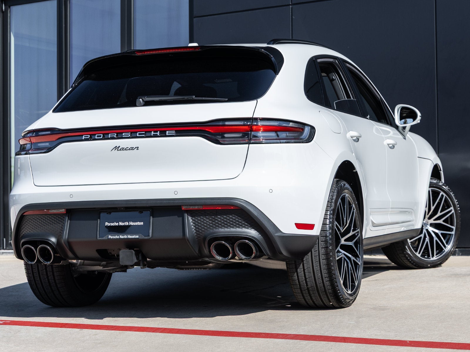 2026 Porsche Macan Macan
