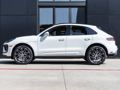2026 Porsche Macan Macan