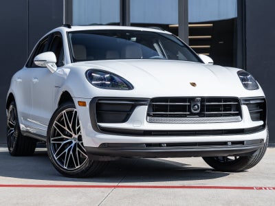 2026 Porsche Macan Macan