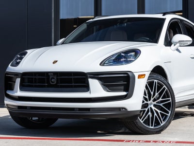 2026 Porsche Macan Macan