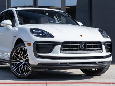 2026 Porsche Macan Macan