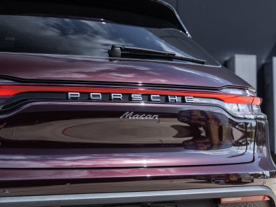 2026 Porsche Macan Macan