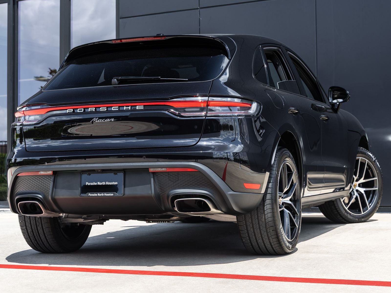 2026 Porsche Macan Macan