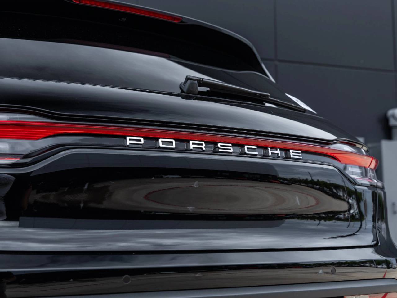2026 Porsche Macan Macan