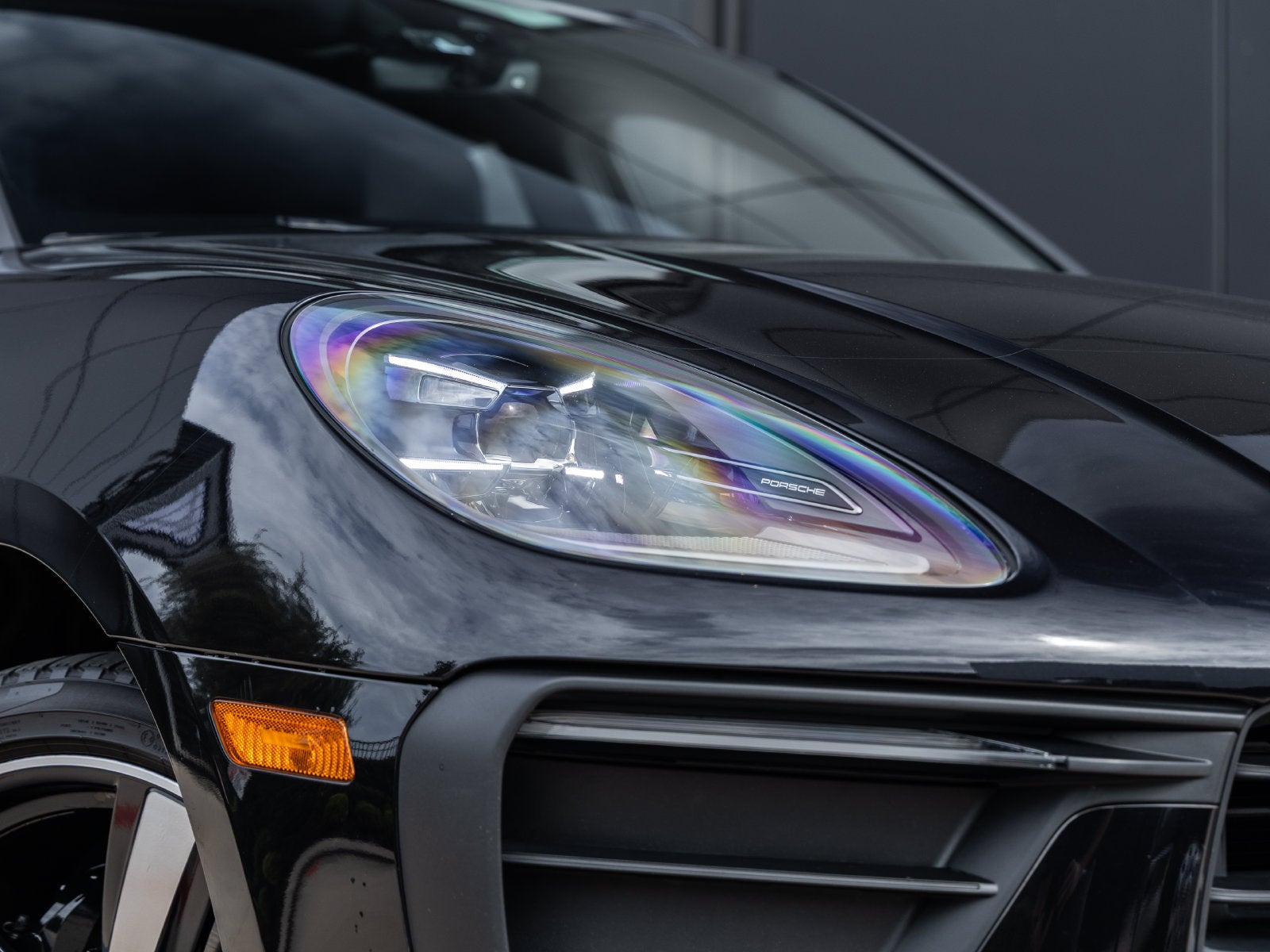 2023 Porsche Macan Base