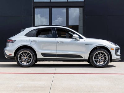 2025 Porsche Macan Macan