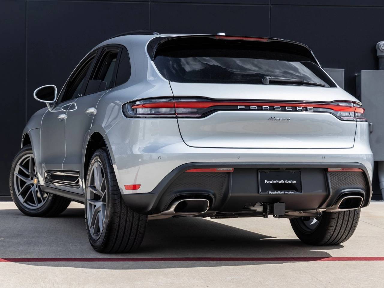 2025 Porsche Macan Macan