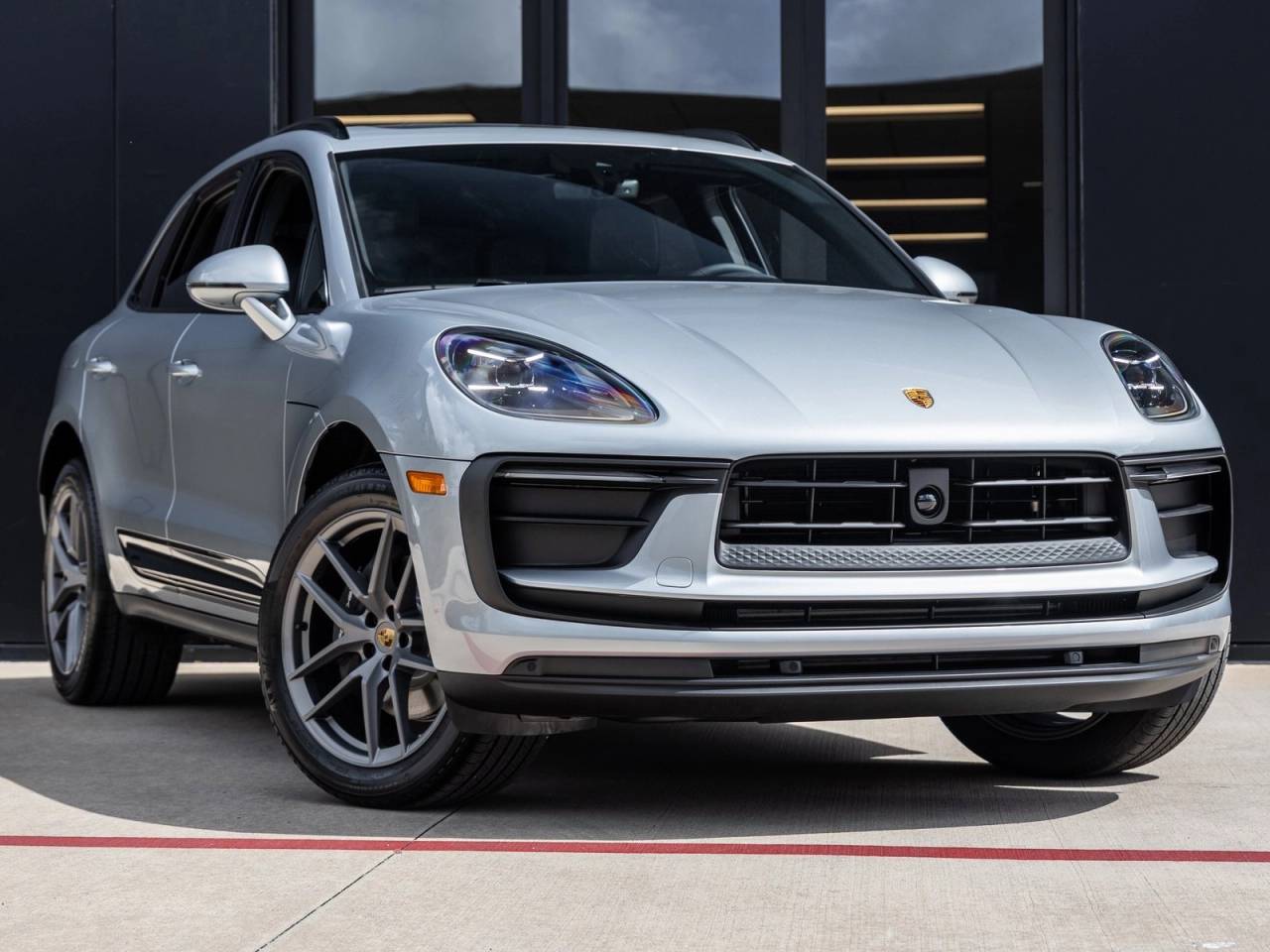 2025 Porsche Macan Macan