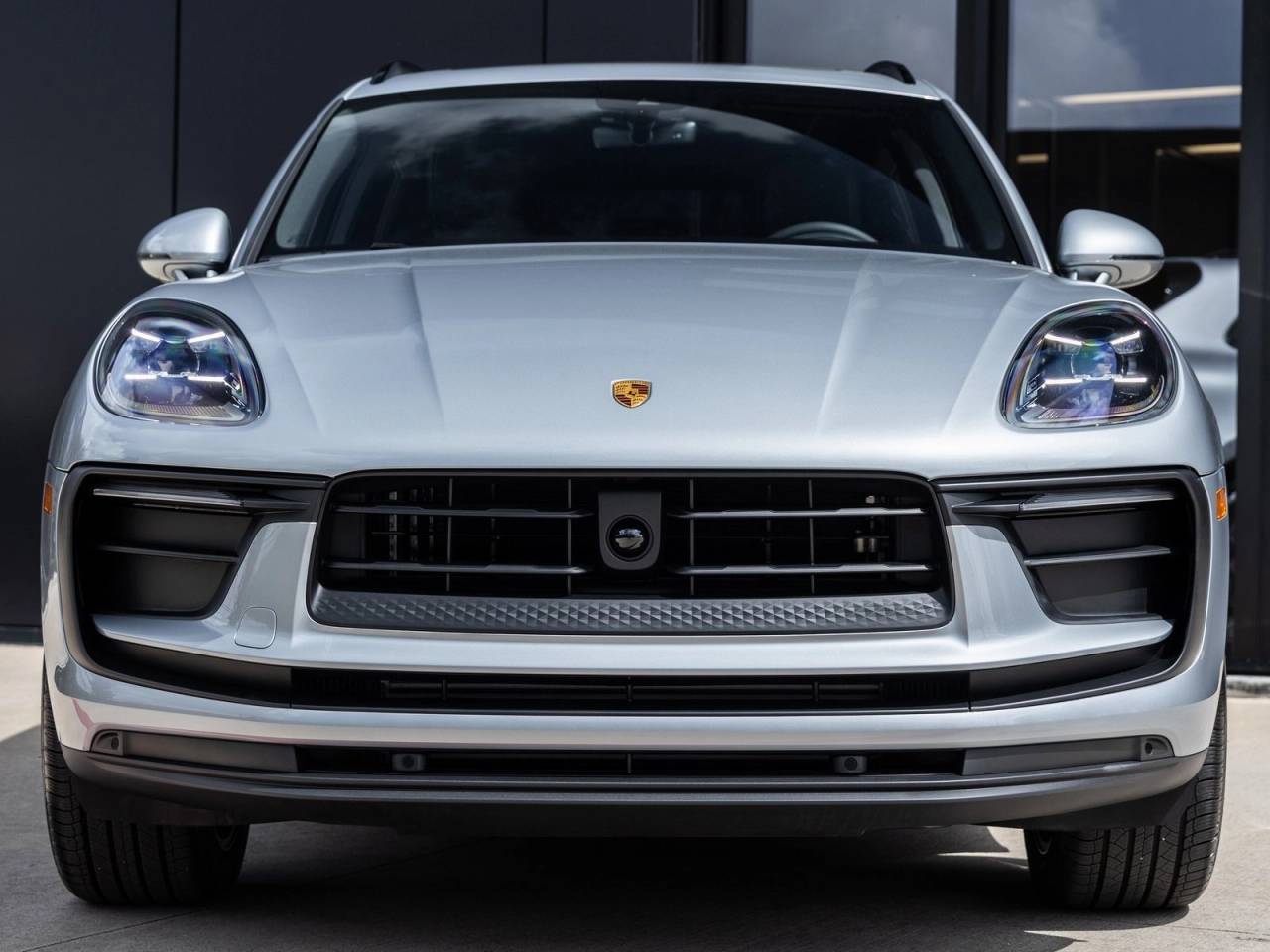 2025 Porsche Macan Macan